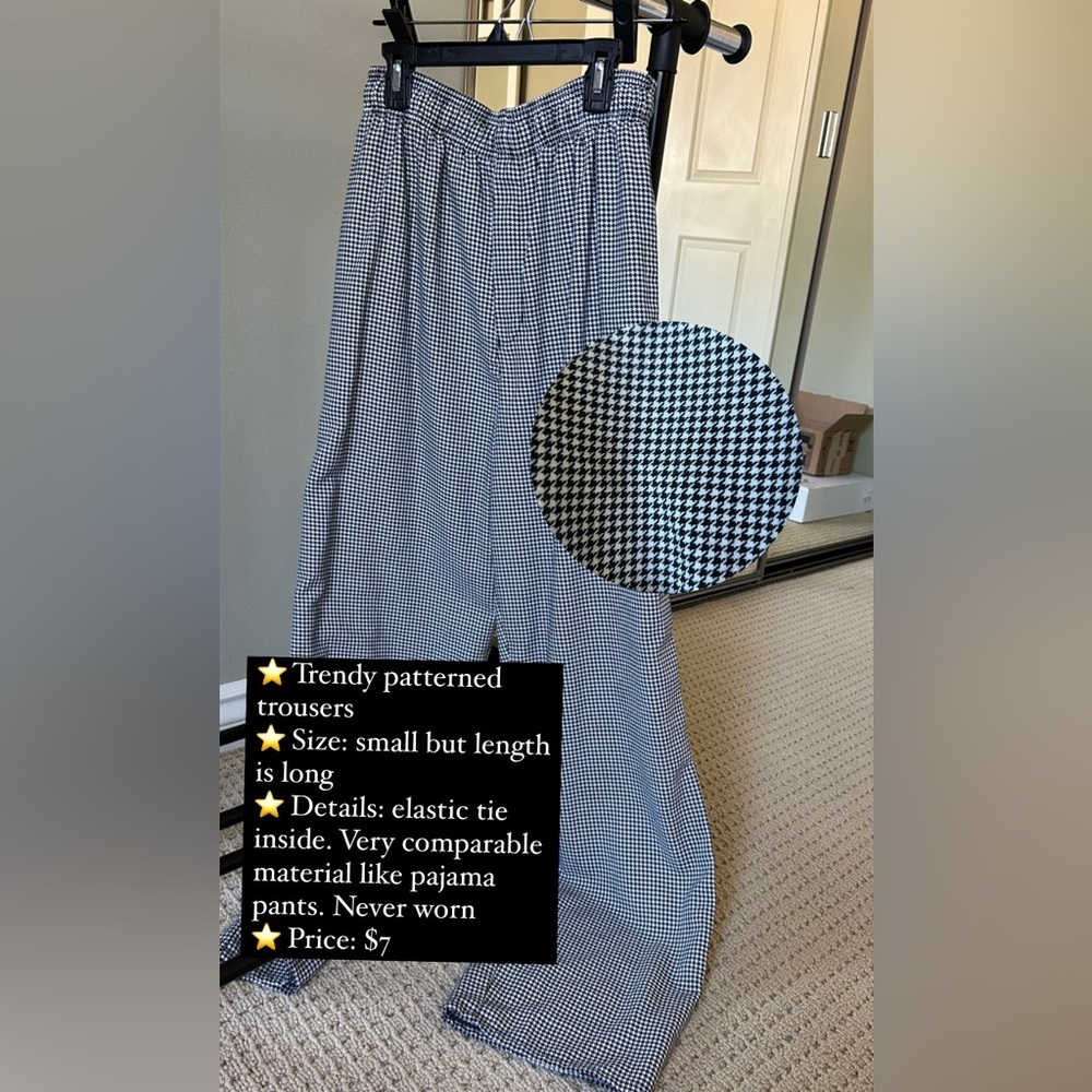 Trendy patterned trousers